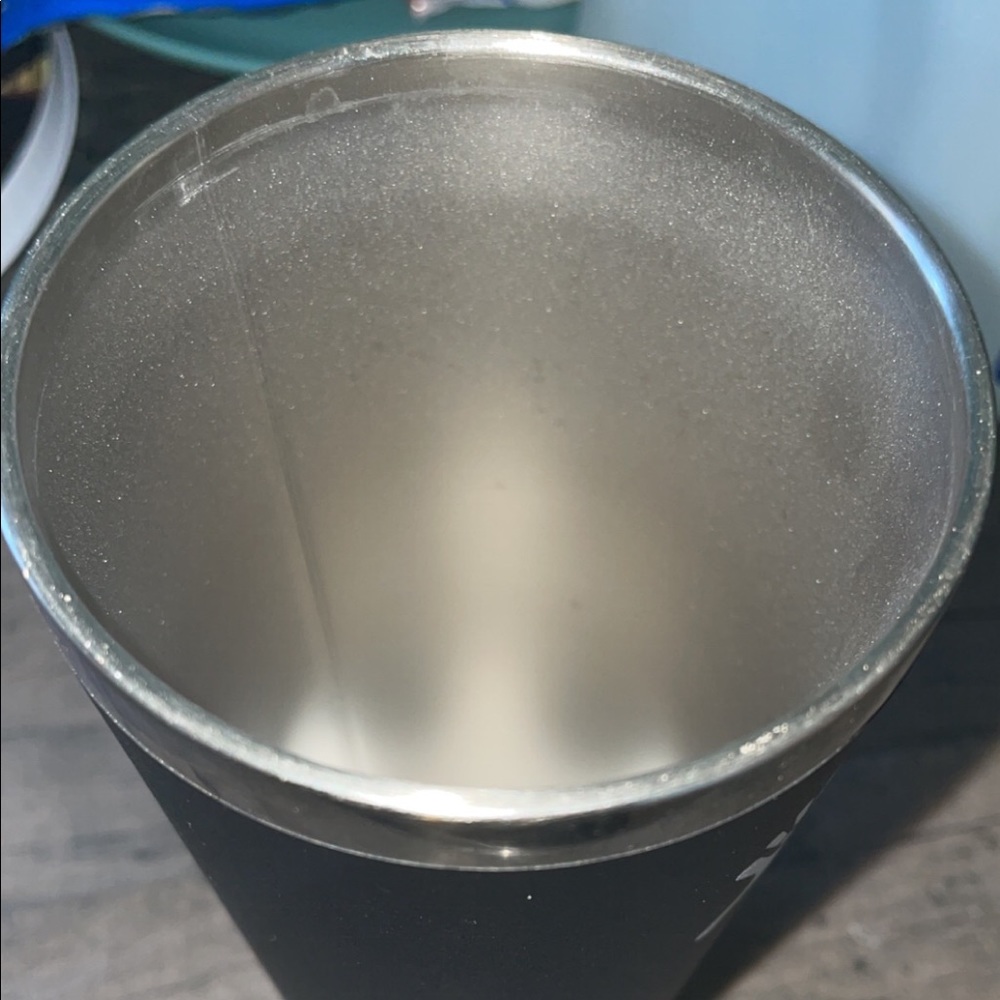 Hydro flask - Picture 2 of 3